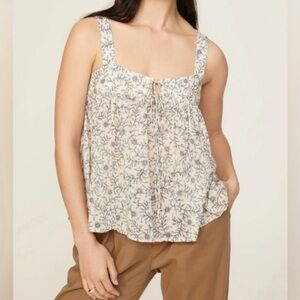 NWT Xirena Kyra Top in White Blossom Ditsy Floral size XL